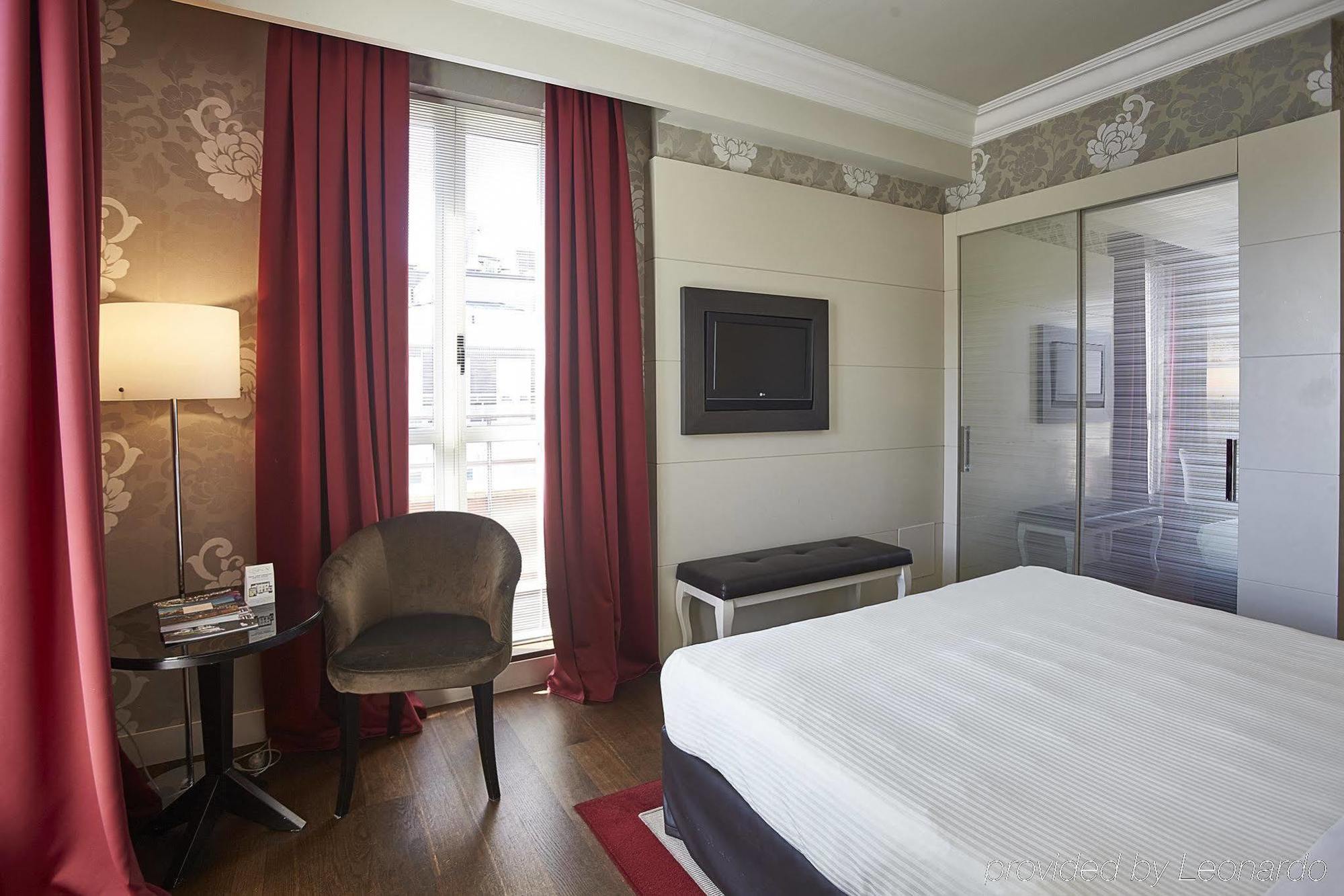 Sina De La Hotel Milão